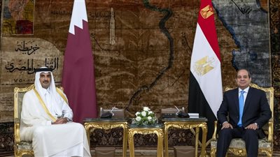 أمير قطر يهنئ السيسي بقرب الاحتفال بذكرى ثورة 30 يونيو