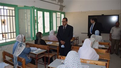 محافظ شمال سيناء يتابع امتحانات الثانوية العامة
