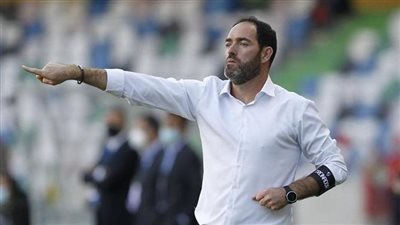 مصدر بالأهلي يكشف تفاصيل الاتفاق مع ريكاردو سواريس وموعد تولي المهمة