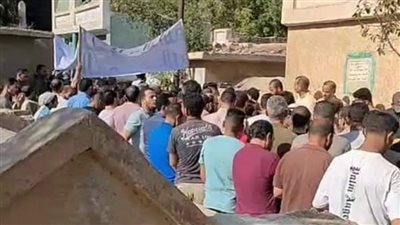 تشييع جنازة شاب توفي في مشاجرة مع شقيقين بقليوب 