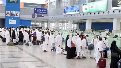 غدًا.. مصر للطيران تسير 12 رحلة إلى جدة والمدينة لنقل 1850 حاجا