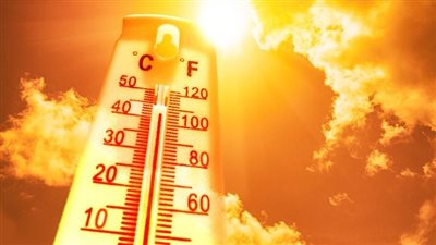 أجواء حارة ونشاط للرياح.. الأرصاد تكشف حالة الطقس اليوم الاثنين | بث مباشر