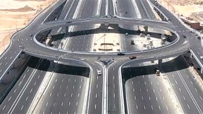 أحمد موسى: الطريق الساحلي يحتاج خريطة سير للوصول للجهة المقصودة| فيديو