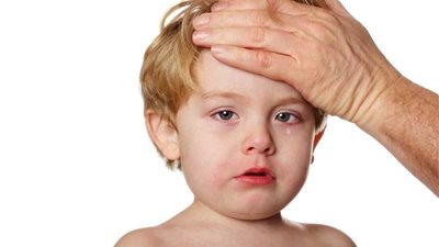 خبير مناعة: الالتهاب السحائي الحالي الأسوأ في تاريخ أمريكا.. ومصر آمنة منه