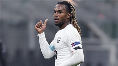 باريس سان جيرمان يقترب من خطف ريناتو سانشيز من ميلان