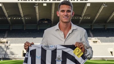 رسميًا.. نيوكاسل يونايتد يعلن التعاقد مع سفين بوتمان قادمًا من ليل