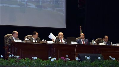 مجلس جامعة القاهرة: تشكيل لجنة لـ إيجاد وسائل إضافية لزيادة دعم الطلاب غير القادرين