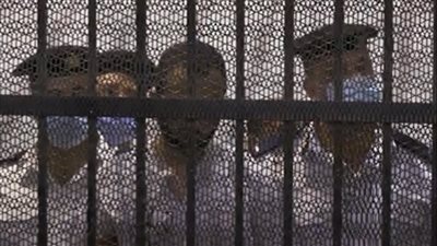 وصول المتهم بقتل نيرة أشرف إلى محكمة جنايات المنصورة لحضور جلسة النطق بالحكم عليه 