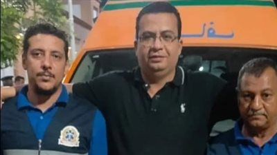 مسعف وقائد سيارة إسعاف يعيدان مبلغ 500 ألف جنيه لأسرة مصاب بالأقصر: اتربينا على الأمانة منذ الصغر | بث مباشر 