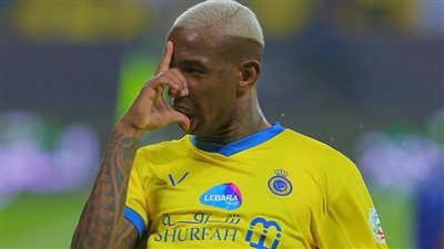 رسميًا.. إيقاف تاليسكا لاعب النصر السعودي بسبب سلوك مشين ضد الخصم