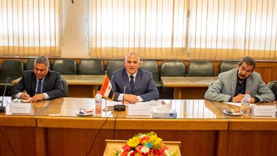 الري: توقعات بتزايد الهجرة غير الشرعية بفعل غرق المناطق الساحلية أو ندرة المياه