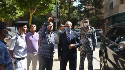 محافظ القليوبية يشهد إزالة أدوار مخالفة وبناء بدون ترخيص لمبنى سكني بمنطقة الفيلات بمدينة بنها