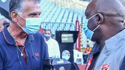 موسيماني ينافس كيروش على جائزة أفضل مدرب في إفريقيا 2022