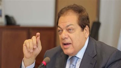 إصابة نجل محمد أبو العينين في حادث انقلاب سيارة بسبب انفجار الإطارات بالغردقة