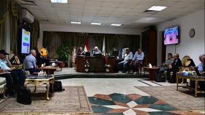 محافظ جنوب سيناء يوجه بإنهاء جميع الإجراءات لتسليم المواطنين المستحقين للتجمعات التنموية