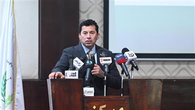 الأولمبية تهنئ الدكتور أشرف صبحي بعد استمراره وزيرا للشباب والرياضة