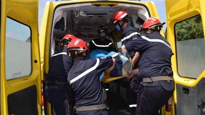 انقلاب سيارتين في ترعة بقنا.. والإنقاذ النهري ينتشل جثتين ومصاب