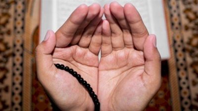  دعاء ذي الحجة لأبي المتوفي.. اللهم أنزل عليه نفحات من الجنة