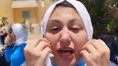 تعبنا كله راح.. بكاء وانهيار طلاب الثانوية العامة بعد امتحاني الجغرافيا والكيمياء | بث مباشر
