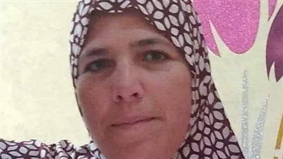 وسط بكاء أولادها وأشقائها.. تشييع جنازة ربة منزل قتلها نجلها في كفر شكر 