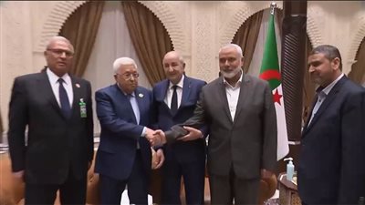 لقاء تاريخي.. رئيسا فلسطين وحركة حماس يجتمعان في الجزائر بحضور تبون| فيديو
