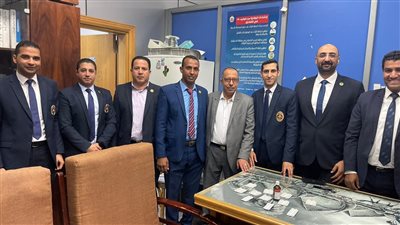 جمارك مطار الغردقة تضبط محاولة تهريب عدد من الأقراص المخدرة | صور