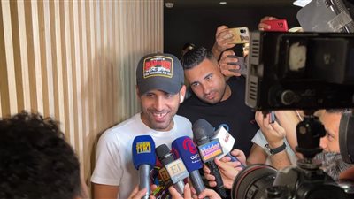 نجوم مسرح مصر يدعمون حمدي الميرغني في العرض الخاص لفيلم بحبك