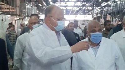  محافظ القاهرة يتفقد المجزر الألي بالبساتين استعدادًا لاستقبال الأضاحي | بث مباشر 