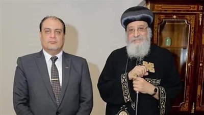 البابا تواضروس يلتقي وكيل وزارة البيئة بالإسكندرية لمناقشة سبل التعاون المشترك