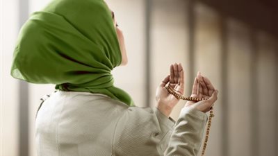 دعاء وقفة عرفة للزوج.. اللهم اجعله حبيبا حليما كريما