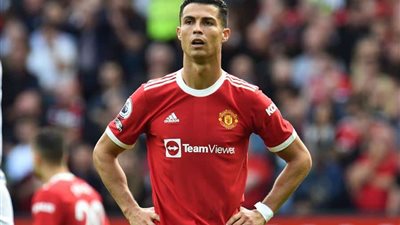 رونالدو يؤجل الرد على عرض نابولي للتعاقد معه