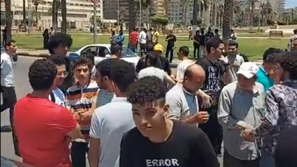 طلاب الثانوية العامة