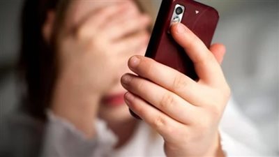 هددها بنشر صور لها.. القبض على شخص بتهمة ابتزاز سيدة في القليوبية