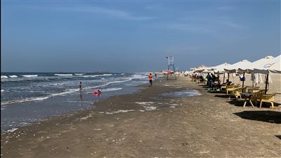 غياب المصطافين عن شواطئ بورسعيد بالتزامن مع صيام يوم عرفة | صور وفيديو