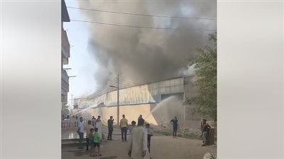 حريق هائل بمخزن أدوات منزلية في قرية أبو صير بـ البدرشين | فيديو 