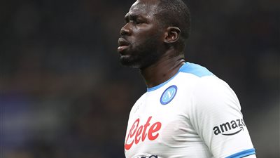 نابولي يعلن بقاء كوليبالي وعدم وجود عروض لرحيله