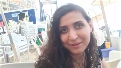 ممتع وبيخلينا ننزل البحر.. فرحة المكفوفين بأول شاطئ مخصص لهم بالإسكندرية | بث مباشر