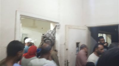 مستشفى فرشوط بقنا يستقبل 4 مصابين جُدد من أسرة واحدة في تسمم وجبات الكشري