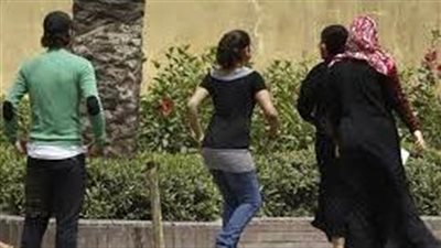 بعد تصويره من قبل سيدة.. ضبط شخص ارتكب أفعالا خادشة للحياء بالطريق العام في مدينة نصر