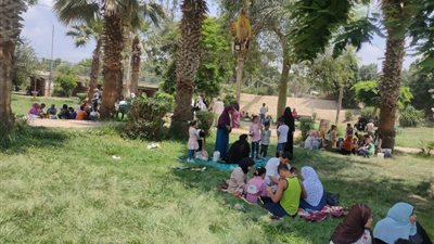 توافد المواطنين على حدائق القناطر الخيرية بثالث أيام العيد| صور 