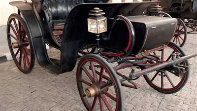 زيارة الحبيب.. معرضا أثري مؤقت في متحف المركبات الملكية | صور