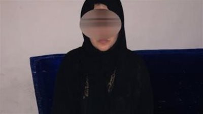 عاودت الاتجار بالمخدرات بعد حبسها فسقطت مرة أخرى.. ماذا قالت آية معلمة منشأة ناصر في التحقيقات؟