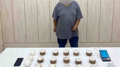 بحوزته 20 أسطوانة من مخدر الهيروين.. القبض على تاجر مخدرات بالمعصرة