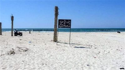 بعد زيادة حالات الغرق.. الإسكندرية تحظر نزول المواطنين لـ شواطئ العجمي ورفع الرايات الحمراء