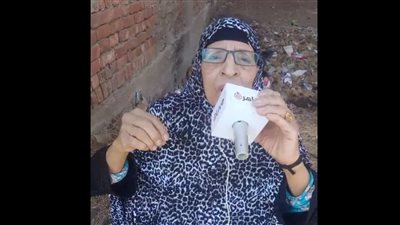 مبهدلني وبيضربني.. مسنة تستغيث من بطش ابنها وزوجته في بهتيم| فيديو