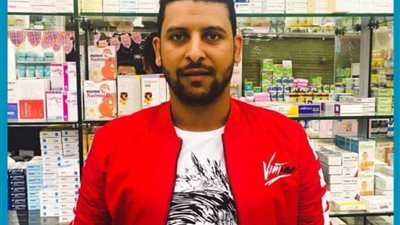 وصول جثمان الصيدلي أحمد حاتم المقتول بالسعودية إلى مطار القاهرة | بث مباشر 