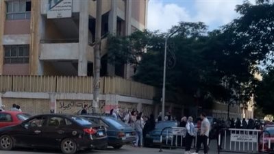 طلاب الثانوية العامة يستكملون مارثون الامتحانات بمادتي الفيزياء والتاريخ | بث مباشر 