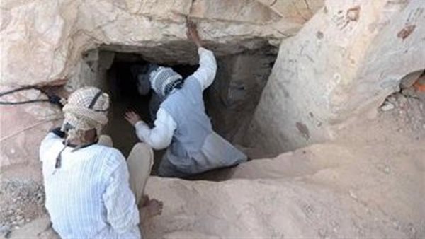 تنقيب عن الآثار -