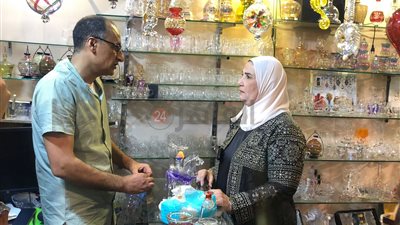 وزيرة التضامن تفتتح معرض ديارنا للحرف اليدوية في مارينا بالساحل الشمالي | صور