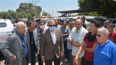 محافظ القليوبية يتابع سير العمل في المواقف العمومية بنطاق 11 مدينةً وحيًّا